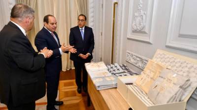 سيتم افتتاحه خلال العام المقبل .. السيسي يطلع على مستجدات مشروع أكبر مصنع غزل في العالم بالمحلة