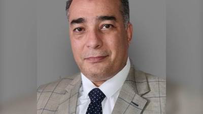 خبير قانوني لبرنامج «اللى بنى مصر»: شركات العقارات من حقها حفظ مستحقاتها المالية لدى العملاء والعقد المتوازن حماية للطرفين 