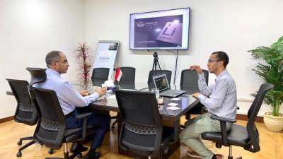 نائب وزير الإسكان لشئون البنية الأساسية يلتقي مسئول إحدى الشركات المتخصصة في تكنولوجيا إعادة استخدام المياه