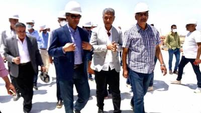 «نائب وزير الإسكان» فى جولة تفقدية لمتابعة مشروعات المرافق  «بمدينة 6 أكتوبر»