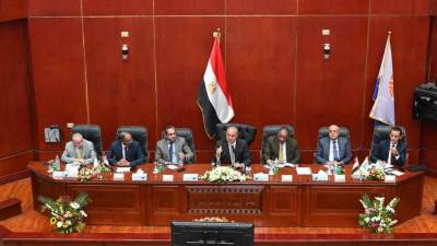 أبرزها ترشيد الطاقه والمياه .. وزير الإسكان يصدر حزمة من التكليفات خلال لقائه برؤساء أجهزة المدن الجديدة