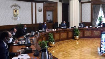 رئيس الوزراء للمحافظين: متابعة تنفيذ إجراءات ترشيد استهلاك الكهرباء مسئوليتكم بصورة كاملة