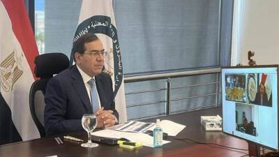 البترول: توصيل الغاز إلى 120 قرية ضمن مبادرة «حياة كريمة»