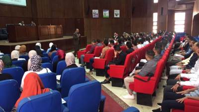 مياه القاهرة : تدريب العاملين الجدد بخدمة العملاء والخط الساخن على التعامل مع المواطنين 