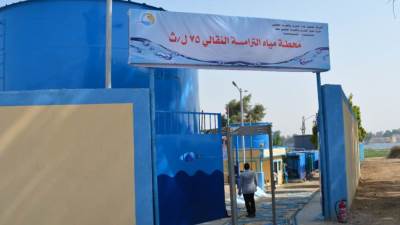 بتكلفة 8 مليون جنيه .. محافظ قنا يتابع أعمال المرحلة الثانية لمحطة مياه الترامسة النقالي