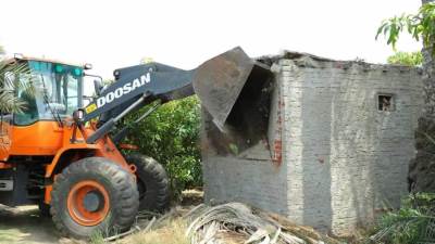 إزالة 15 حالة تعدى على أملاك الدولة بمركز كفر البطيخ بدمياط 