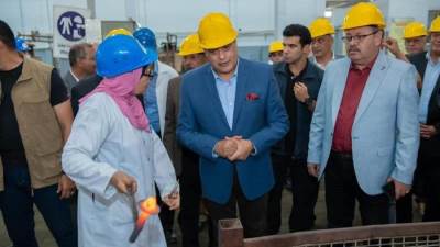 خلال تفقده لشركة «المعصرة للصناعات الهندسية» وزير الإنتاج الحربي: نعمل بفكر متطور لتلبية احتياجات مختلف قطاعات الدولة