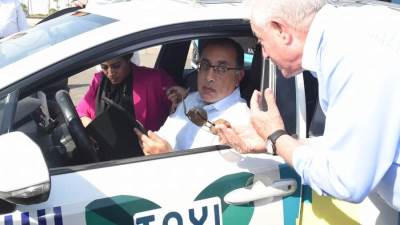 خلال زيارته للمدينة .. رئيس الوزراء يتابع تطبيقات منظومة الحلول الرقمية الذكية والدفع الإلكتروني بشرم الشيخ