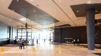 رئيس الوزراء يتفقد قاعة مؤتمرات قمة المناخ ويؤكد ضرورة جعلها «تجسد الصورة التاريخية لمصر»