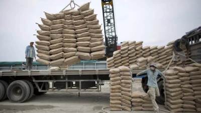 حكم قضائي بإلزام "مصر بني سويف للأسمنت" بسداد 369.4 مليون جنيه و554.36 ألف دولار