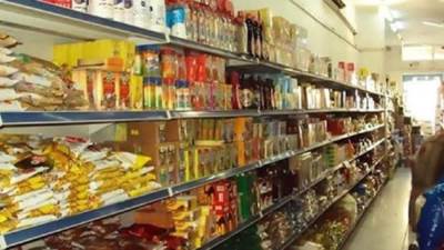 التموين تناشد بعدم الانسياق وراء الشائعات وتؤكد :أسعار السلع الغذائية بدأت تشهد انخفاضا 