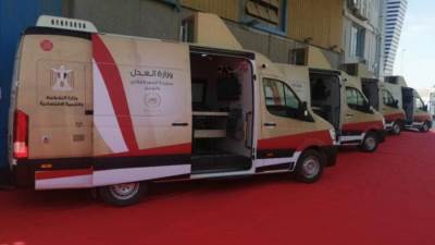 «التخطيط» تسلم «العدل» 3 مراكز تكنولوجية متنقلة لتقديم خدمات الشهر العقاري 