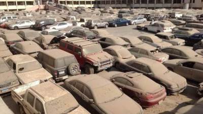 تفاصيل جلسة المزاد العلني لبيع  السيارات المخزنة بجمارك مطار القاهرة