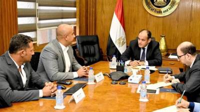 وزير التجارة والصناعة: حريصون على ادخال التقنيات الحديثة في الصناعة المصرية لتلبية احتياجات المستهلكين