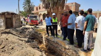 رئيس مياه سوهاج يتفقد نقاط ربط محطة مياه العوامية السطحية  بتكلفة 20 مليون جنيه