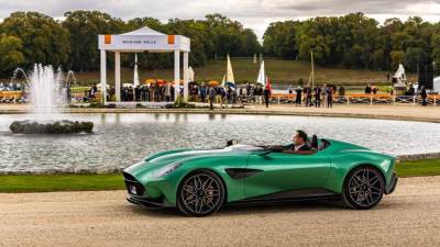 «دي بي آر 22» التابعة «لأستون مارتن» البريطانية تفوز بجائزة أفضل سيارة في معرض «كونكورس دي إليجانس »