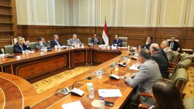  «صناعة الشيوخ» تناقش مشروع قانون إنشاء المجلس الأعلى لصناعة السيارات