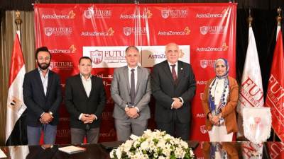 «جامعة المستقبل» تواصل إنجازاتها فى تخريج صيدلى بمواصفات دوليه 