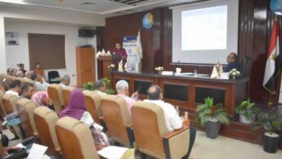 «رئيس مياه سوهاج» يشدد على ضرورة تامين مطابق الصرف الصحى وغرف المحابس