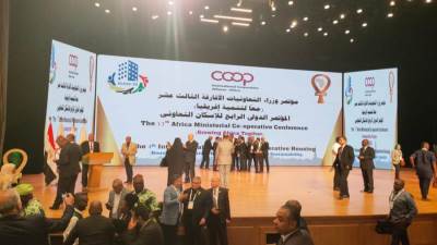 الجزار يتسلم رئاسة مجلس وزراء التعاونيات الأفارقة.. ويؤكد: سنكمل ما تم إنجازه