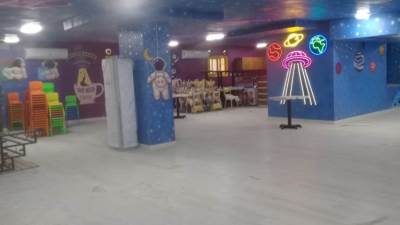 وسط تجاهل البنك.. شخص يستولي على محل بالدقي متنازع عليه مع "العقاري المصري العربي"