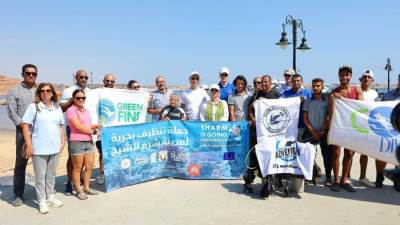 وزيرة البيئة تطلق مبادرة تنظيف شرم الشيخ برًا وبحرًا من المواد البلاستيكية