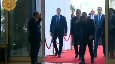 السيسي يصل إلى مقر انعقاد المؤتمر الاقتصادي «مصر2022» بالعاصمة الإدارية