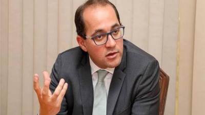 «المالية»: نستهدف 40 مليار دولار من السياحة والاستثمارات الأجنبية المباشرة