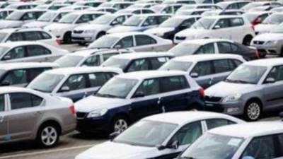 بعد قرارات البنك المركزي.. ما مصير أسعار السيارات في السوق المصرية؟