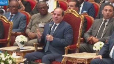 السيسي يوجه بمنح جميع المستثمرين «الرخصة الذهبية» لمدة 3 شهور