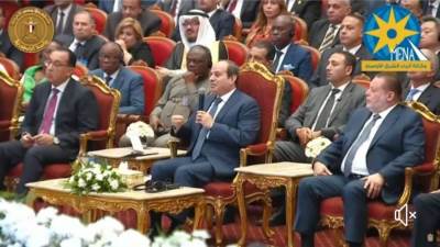 السيسي: مستعدون للشراكة مع المستثمرين في مشروعات "ابدأ".. وهدفنا تشجيع وطمأنة رجال الصناعة