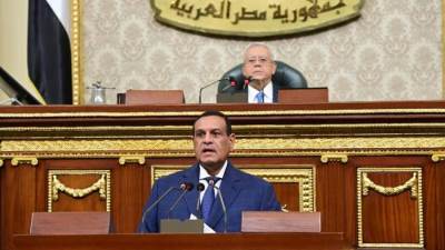 وزير التنمية المحلية : الاشتراطات البنائية لا تطبق في القرى