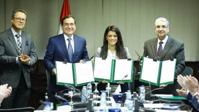 مصر وألمانيا توقعان إعلاني النوايا للتعاون في مجال الهيدروجين الأخضر والغاز الطبيعي المُسال