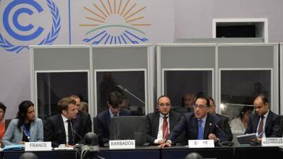 رئيس الوزراء يشارك في اجتماع المائدة المستديرة للتمويل المبتكر للمناخ والتنمية