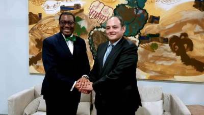 وزير التجارة: حريصون على الاستفادة من آليات وبرامج التمويل التي يتيحها البنك الإفريقي للتنمية