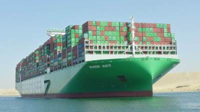 الفريق أسامة ربيع: تضاعف عدد السفن المارة من قناة السويس.. وحققنا أرباح 7.8 مليار دولار في 2022