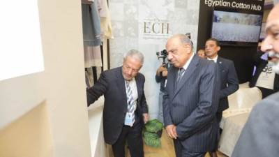 وزير قطاع الأعمال يفتتح معرض "Destination Africa 2022" للصناعات النسيجية