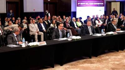 وزير البترول يرأس أعمال المائدة المستديرة ضمن فعاليات المؤتمر الثامن للبترول والغاز