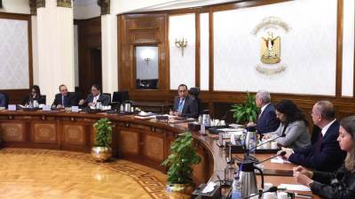 نائب محافظ البنك المركزى يوضح بعض الاستفسارات بشأن قرار مبادرة القطاع الخاص الصناعي