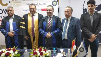 منح المحاسب حسن الشوربجي مساعد نائب رئيس هيئة المجتمعات العمرانية درجة الدكتوراة في إدارة الأعمال