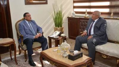 «آمنة» يتابع مع محافظ الوادى الجديد الموقف التنفيذي لمشروعات «حياة كريمة»