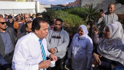 وزير الصحة لتمريض قويسنا: «الدولة لن تسمح بمساس كرامة أبنائها من الفرق الطبية»