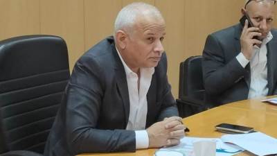 رئيس مياه البحيرة يناقش الاجراءات النهائية للانتهاء من الوصلات المنزليه لقرى «حياة كريمة»