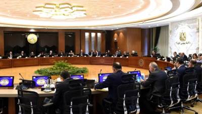 «الوزراء» يوافق على إجراءات لتيسير اشتراطات الحصول على الرخصة الذهبية