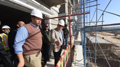 «الجزار» يتفقد سير العمل بمشروعات «صوارى» غرب كارفور بالإسكندرية