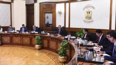 «مدبولي»: مهلة محددة لإعلان الأسعار على جميع السلع وإغلاق أي منفذ مخالف 