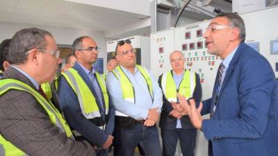 نائب وزير الاسكان لشئون البنية الاساسية يزور مصنع الشركة المصرية الألمانية للطلمبات