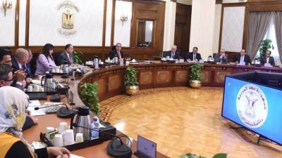 «مدبولى» يوجه بالترويج والتسويق لمنطقة المال والأعمال المركزية بالعاصمة الإدارية الجديدة