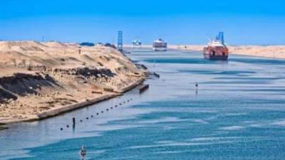 «الوزراء» ينفي اعتزام الحكومة إنشاء صندوق هيئة قناة السويس كباب خلفي لبيع القناة