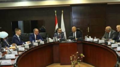 وزير النقل لنظيره الكندى: فرص استثمارية واعدة في قطاع النقل المصري